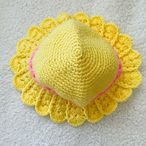 Baby hat - Picture 2 of 2